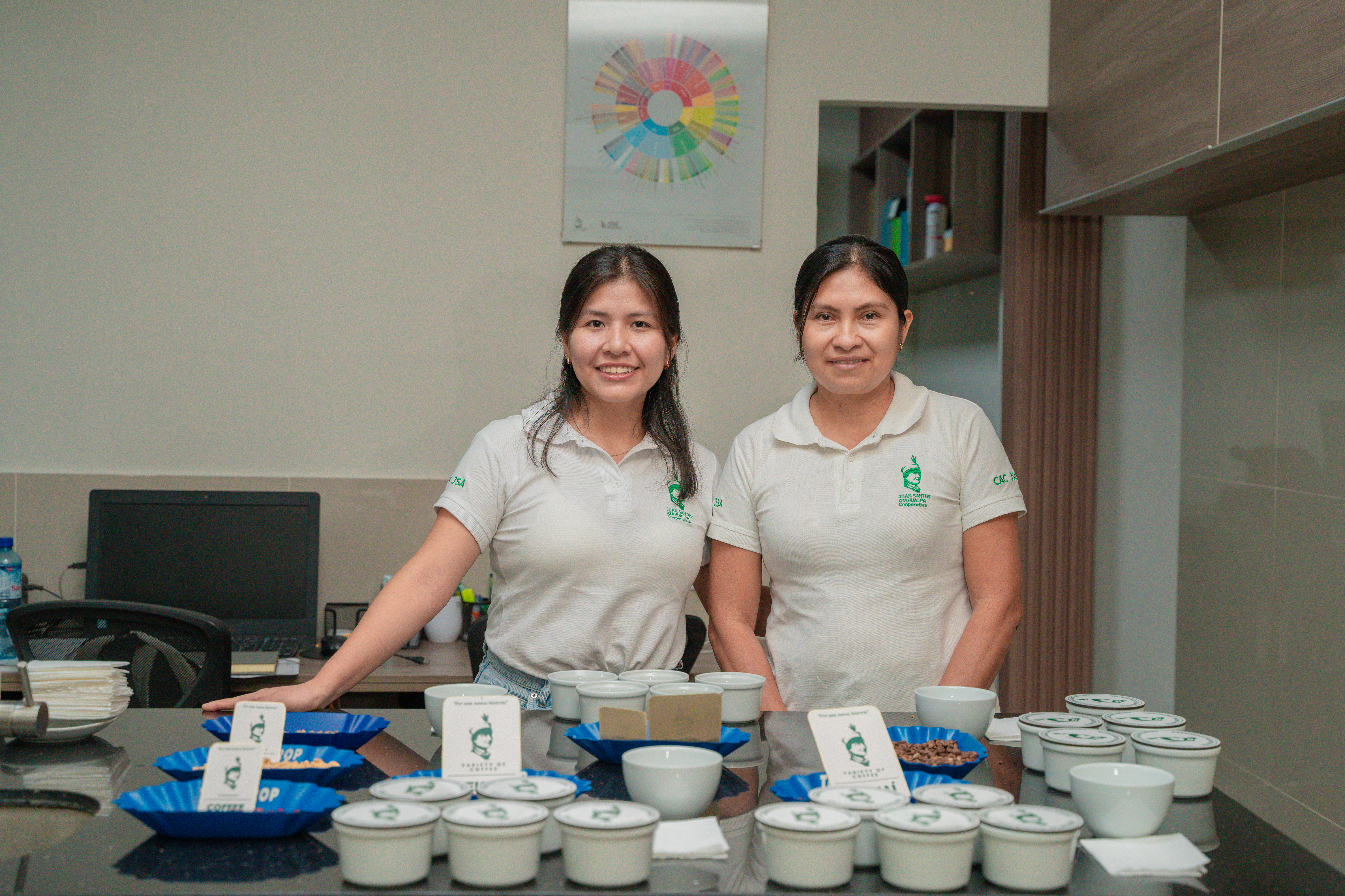 Equipo técnico acompañando a productores en campo